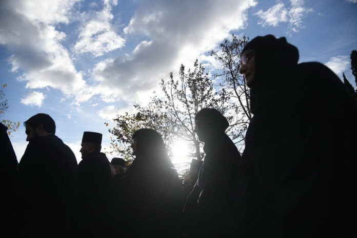 Serbian Church clergy rally against property law in Montenegro