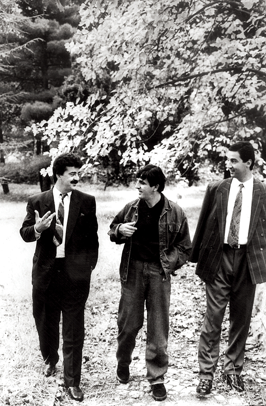 Како је Момир урнисао Црну Гору, одржавајући Мила у политичком животу! - Седмица