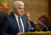 Не може о Закону о вјерским заједницама говорити црква која није за НАТО!