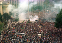 5. ОКТОБАР 2000: Магарац натоварен златом!