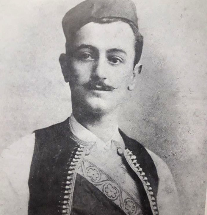 92572076_1563405390474227_7618609690557022208_o-2-696x936